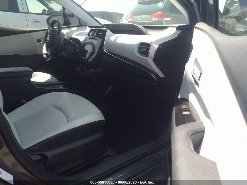 2016 TOYOTA PRIUS FOUR - JTDKARFU1G3024160