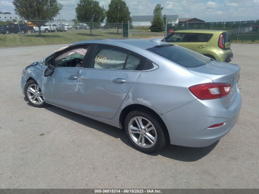 2018 CHEVROLET CRUZE LT - 1G1BE5SM2J7100965