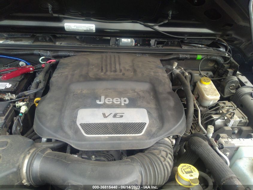2016 JEEP WRANGLER UNLIMITED SPORT - 1C4BJWDG0GL335946