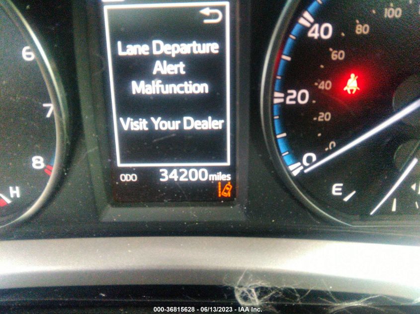 2017 TOYOTA RAV4 XLE - JTMRFREV9HJ714049