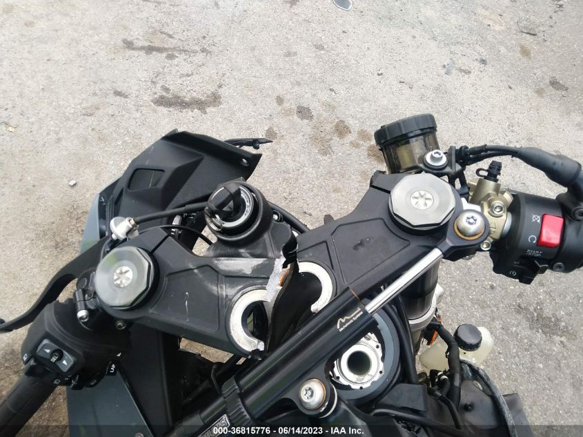 2019 KAWASAKI ZX1002 JKBZXVE16KA000976