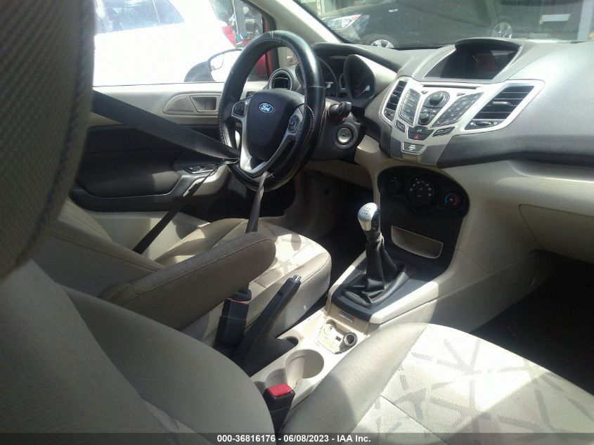 2013 FORD FIESTA SE - 3FADP4EJ5DM208423