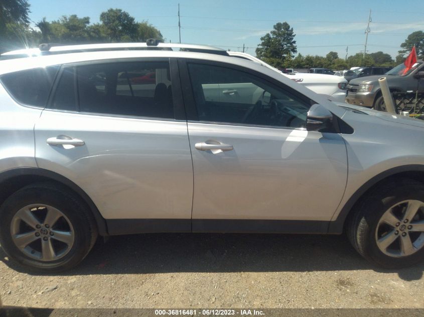 2015 TOYOTA RAV4 XLE - 2T3WFREV5FW226928