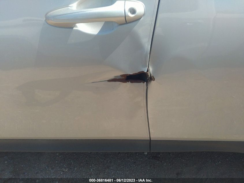 2015 TOYOTA RAV4 XLE - 2T3WFREV5FW226928