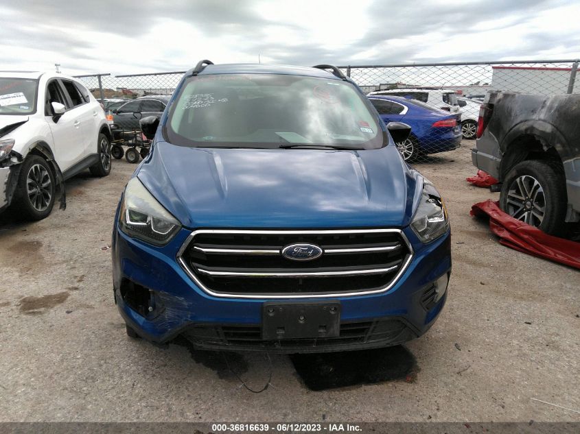 2017 FORD ESCAPE SE - 1FMCU0G95HUC13712