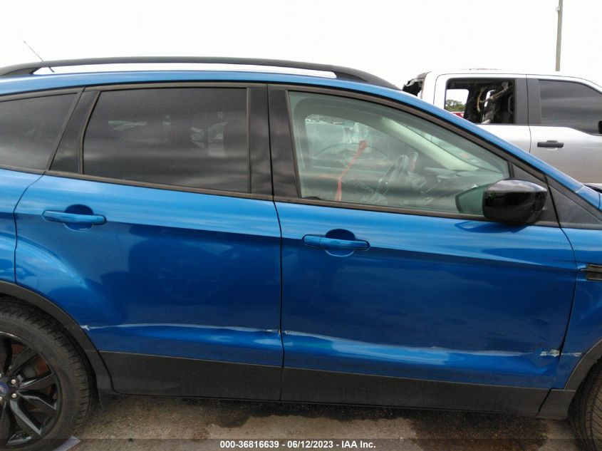 2017 FORD ESCAPE SE - 1FMCU0G95HUC13712