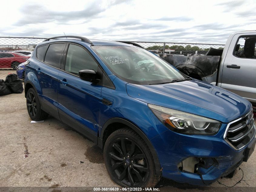 2017 FORD ESCAPE SE - 1FMCU0G95HUC13712