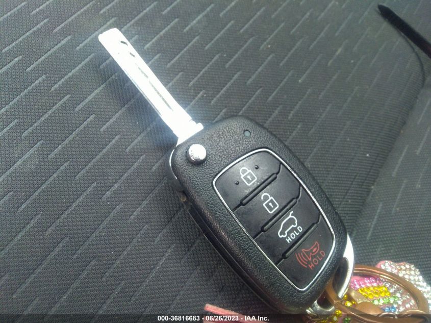 2019 HYUNDAI TUCSON SE - KM8J23A42KU846543