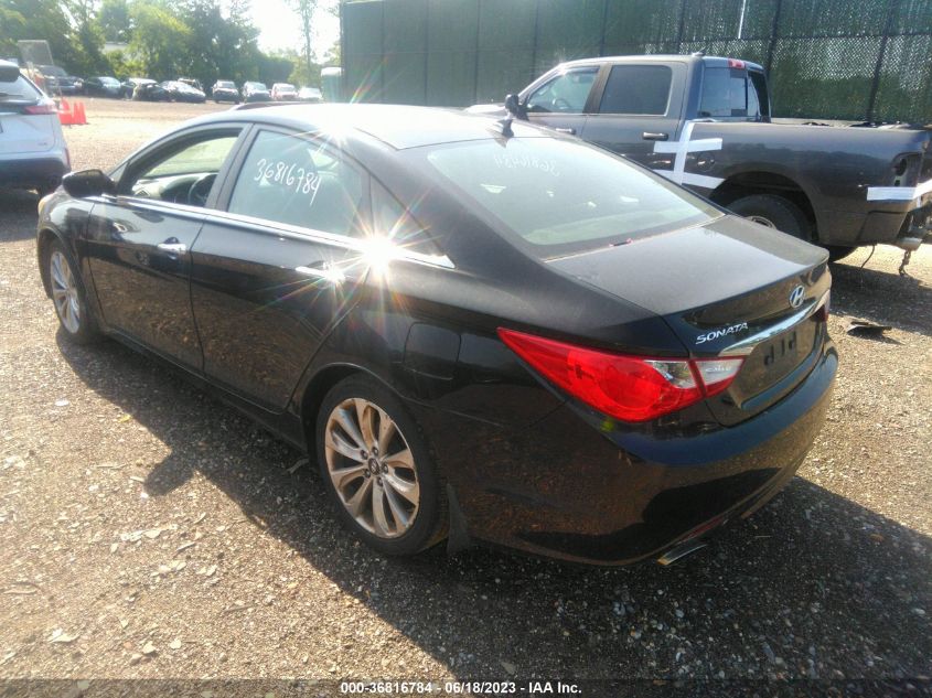 2013 HYUNDAI SONATA SE - 5NPEC4AC3DH588840