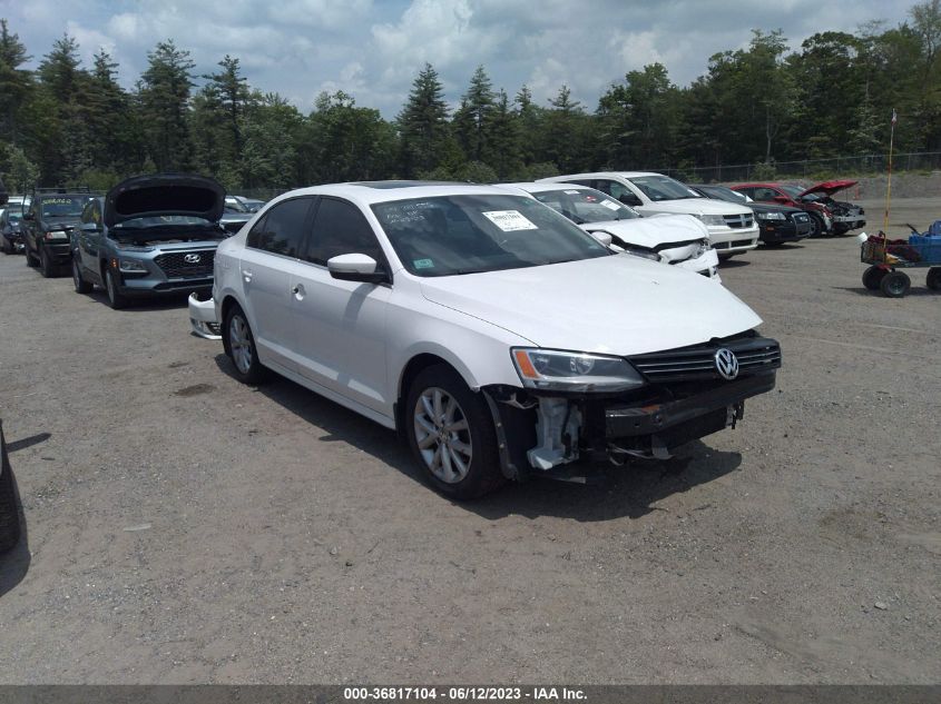 2013 VOLKSWAGEN JETTA SEDAN SE W/CONVENIENCE/SUNROOF - 3VWDP7AJ5DM433942