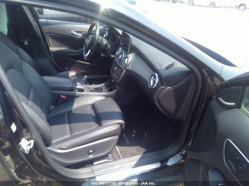 2017 MERCEDES-BENZ GLA GLA 250 - WDCTG4GB8HJ316415