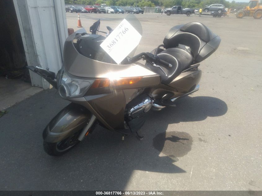 2012 VICTORY MOTORCYCLES VISION TOUR 5VPSW36N3C3003054
