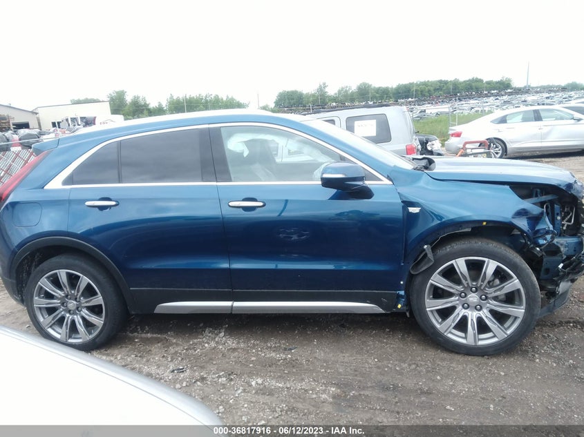 VIN 1GYFZDR46KF141050 2019 CADILLAC XT4 AWD PREMIUM LUXURY