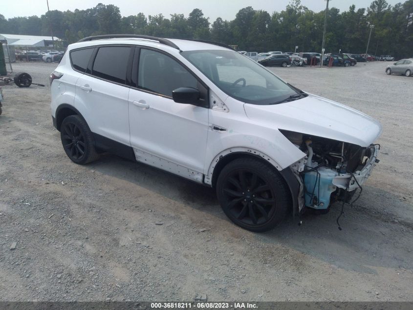 2017 FORD ESCAPE SE - 1FMCU0GD5HUA02157