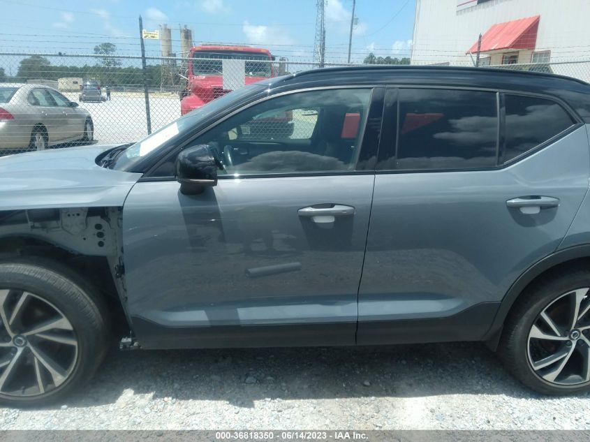 2021 VOLVO XC40 T5 R-DESIGN YV4162UM4M2488789