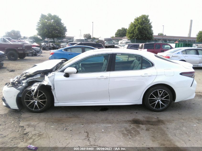 2022 TOYOTA CAMRY SE/SE NIGHT SHADE - 4T1G11AK0NU637001