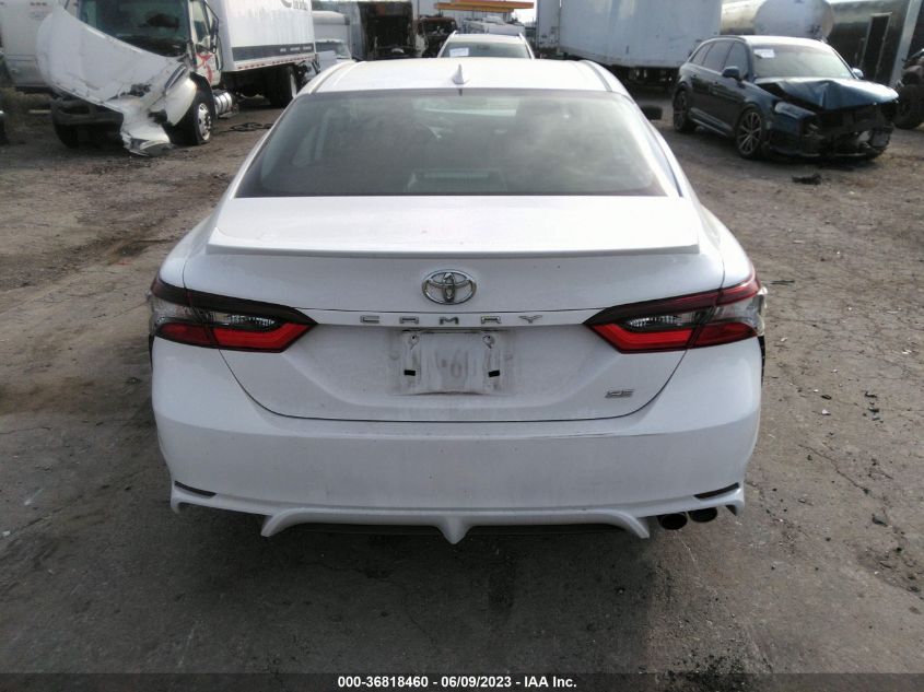 2022 TOYOTA CAMRY SE/SE NIGHT SHADE - 4T1G11AK0NU637001