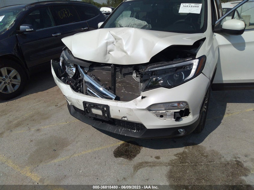 VIN 5FNYF6H31JB027133 2018 HONDA PILOT EX