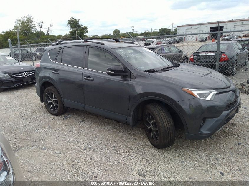 2018 TOYOTA RAV4 SE - JTMJFREV1JJ247485