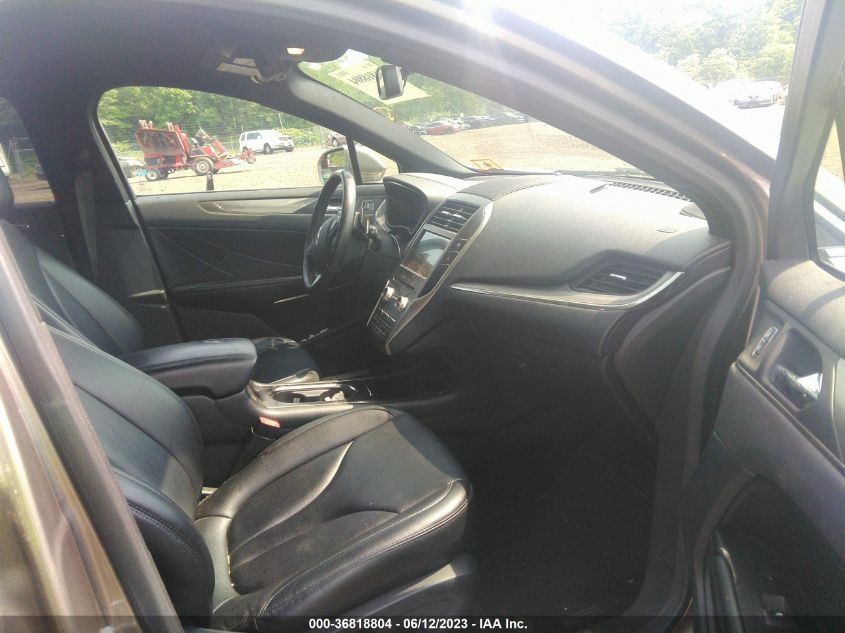 2017 LINCOLN MKC PREMIERE - 5LMCJ1D98HUL16512