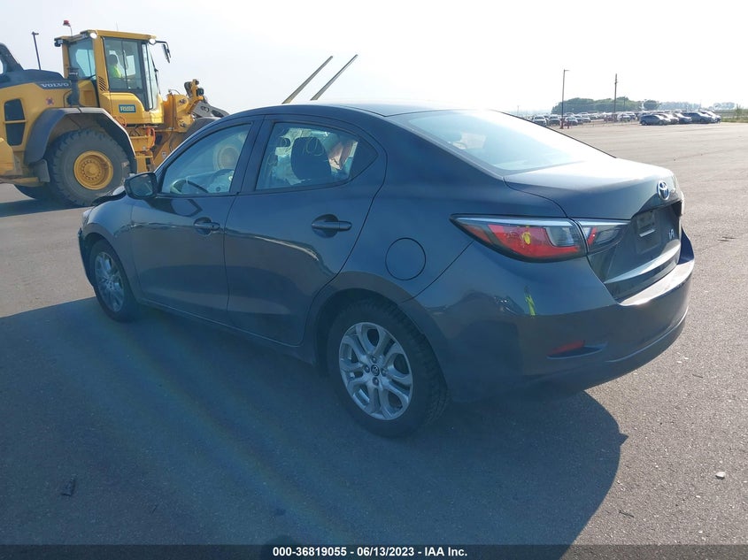 VIN 3MYDLBYV2HY156354 2017 TOYOTA YARIS IA