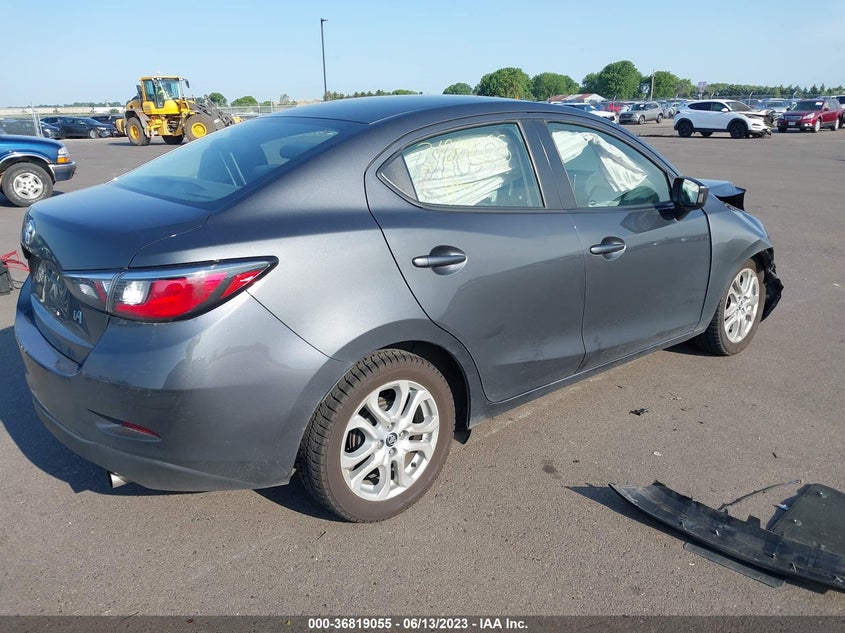 VIN 3MYDLBYV2HY156354 2017 TOYOTA YARIS IA