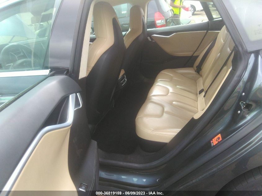 2016 TESLA MODEL S 70 KWH - 5YJSA1E14GF143719