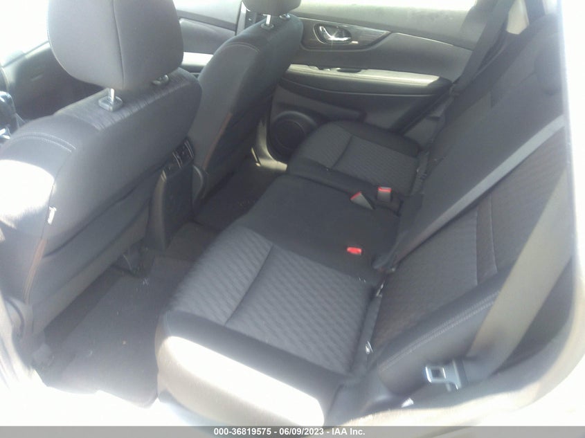 VIN KNMAT2MTXJP530612 2018 NISSAN ROGUE S/SV