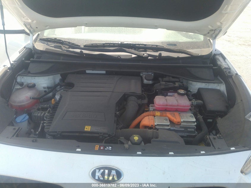 VIN KNDCB3LC2M5471574 2021 KIA NIRO LX