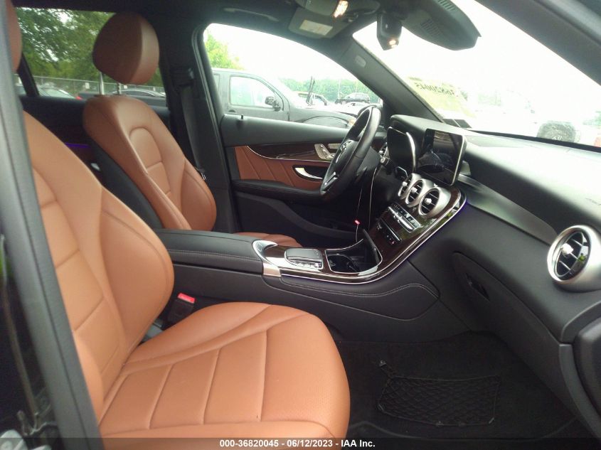 2020 MERCEDES-BENZ GLC GLC 300 - W1N0G8EB6LF862573