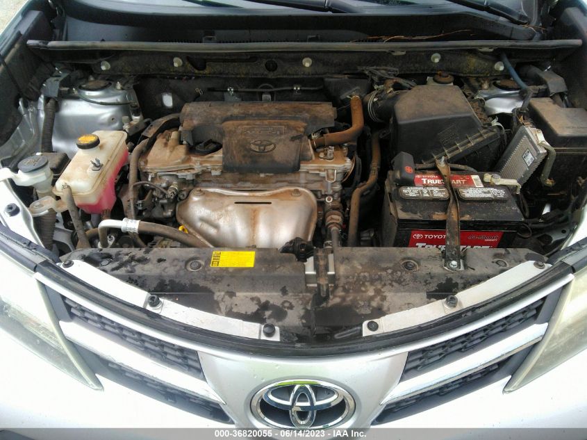 2013 TOYOTA RAV4 LE - JTMBFREV9D5027559