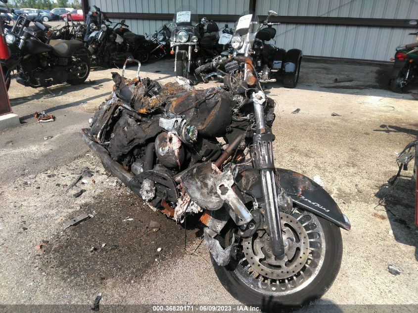 2011 HARLEY-DAVIDSON FLHR - 1HD1FB419BB639162