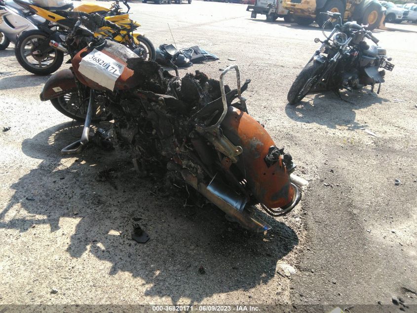 2011 HARLEY-DAVIDSON FLHR - 1HD1FB419BB639162