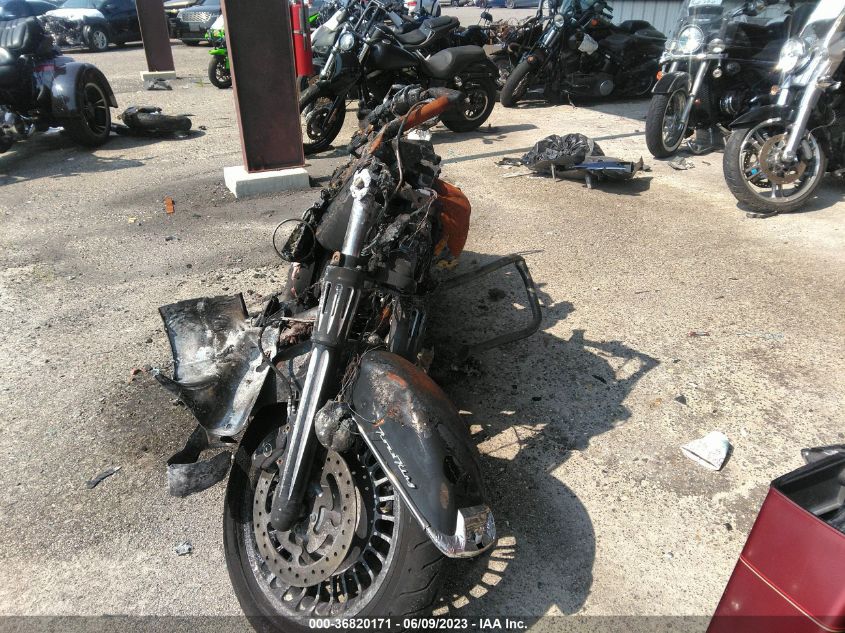 2011 HARLEY-DAVIDSON FLHR - 1HD1FB419BB639162