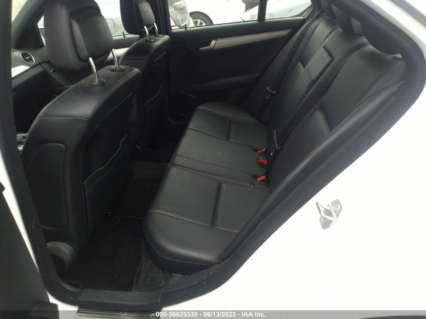 2013 MERCEDES-BENZ C-CLASS C 250 LUXURY - WDDGF4HB7DR244973