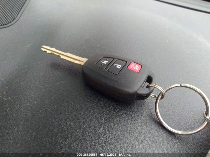 2015 TOYOTA RAV4 LE - JTMZFREV0FJ042623