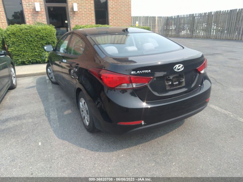 2016 HYUNDAI ELANTRA SE - 5NPDH4AEXGH679266