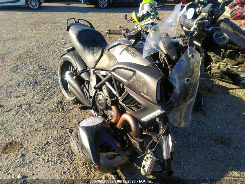 2014 DUCATI DIAVEL - ZDM13BLW0EB016660