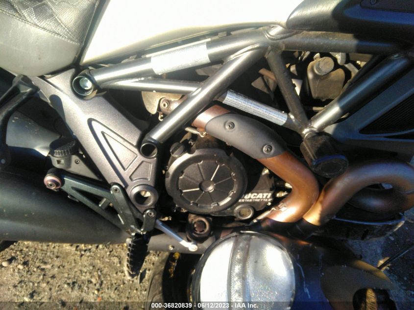 2014 DUCATI DIAVEL - ZDM13BLW0EB016660