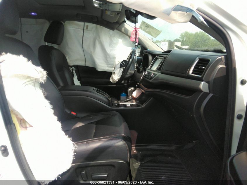 2017 TOYOTA HIGHLANDER XLE/SE - 5TDJZRFH2HS363551