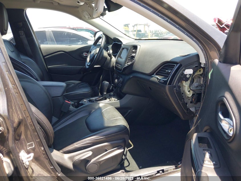 VIN 1C4PJMLB0MD168283 2021 JEEP CHEROKEE ALTITUDE