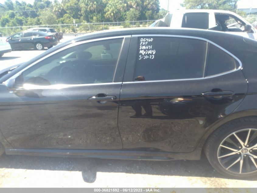 2022 TOYOTA CAMRY SE - 4T1T11AK2NU643879