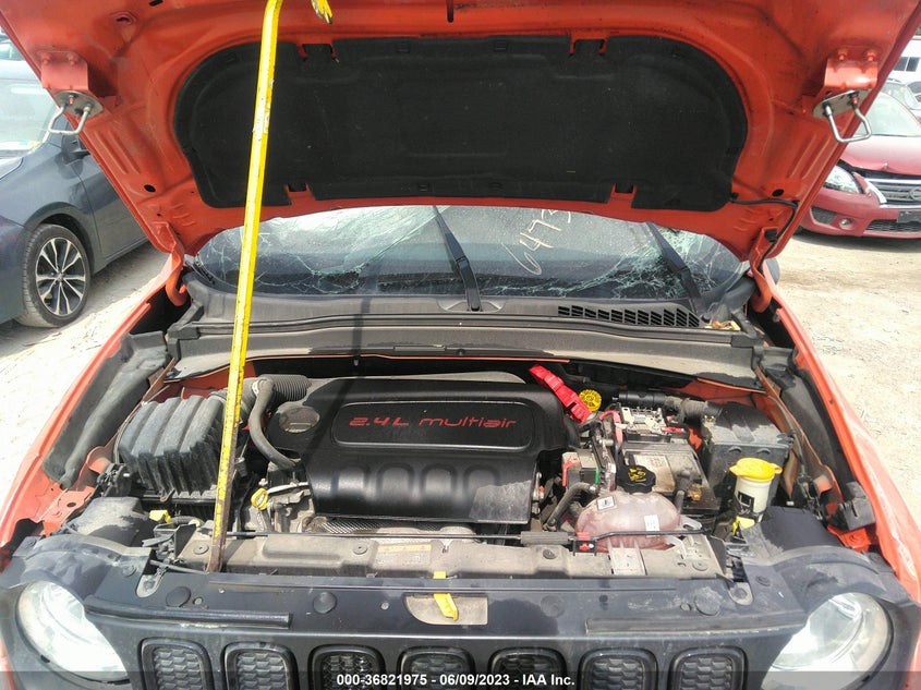 VIN ZACCJBAB1JPH87185 2018 JEEP RENEGADE SPORT