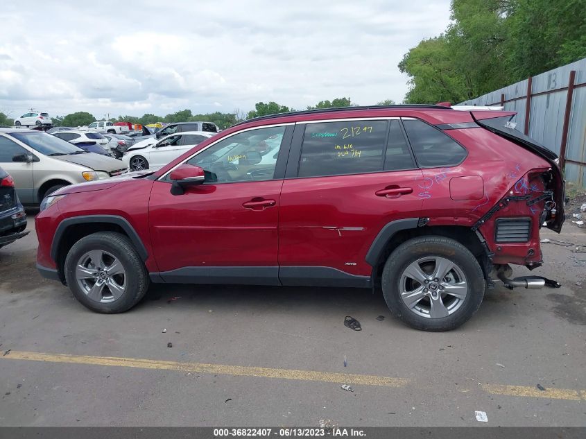 2022 TOYOTA RAV4 XLE - 2T3RWRFV9NW135347