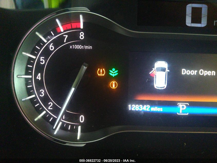 2017 HONDA PILOT TOURING - 5FNYF5H95HB010313