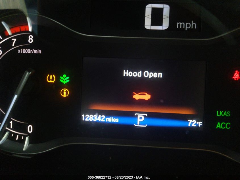 2017 HONDA PILOT TOURING - 5FNYF5H95HB010313