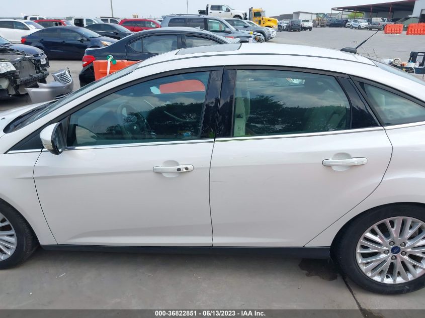 2017 FORD FOCUS TITANIUM - 1FADP3J22HL268269