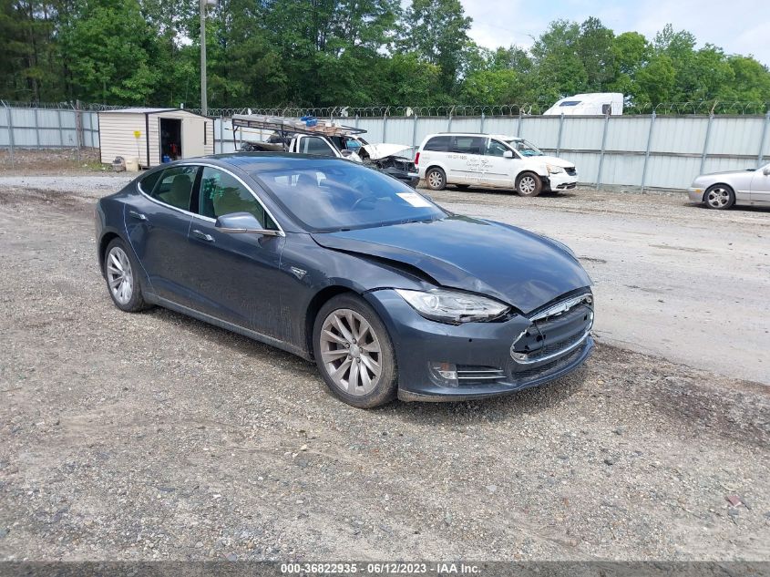 2016 TESLA MODEL S 70 KWH - 5YJSA1E19GF136751