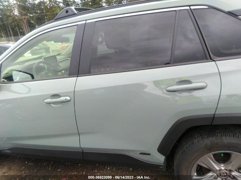2022 TOYOTA RAV4 HYBRID XLE - JTMRWRFV6ND155570