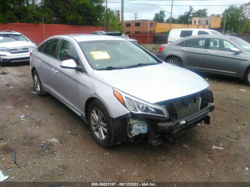 2015 HYUNDAI SONATA 2.4L SE - 5NPE24AF4FH118641